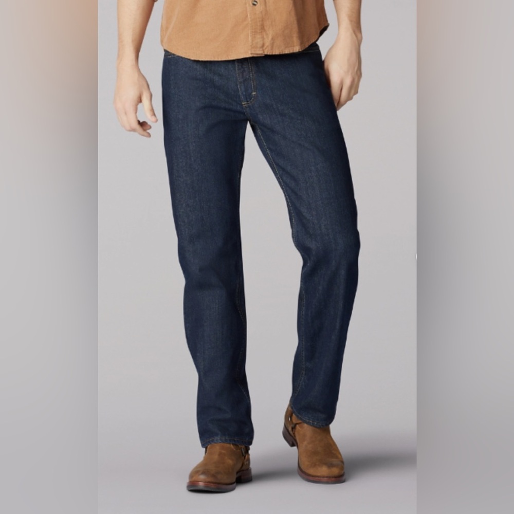 NWOT Lee Relaxed Fit Straight Leg‎ Jeans 36 x 32